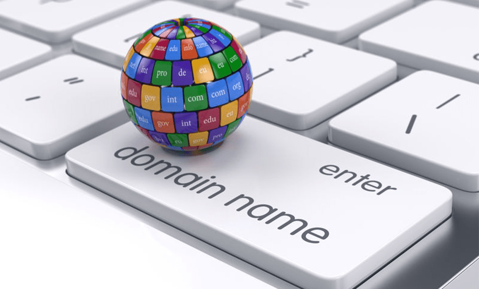 Domaines et DNS